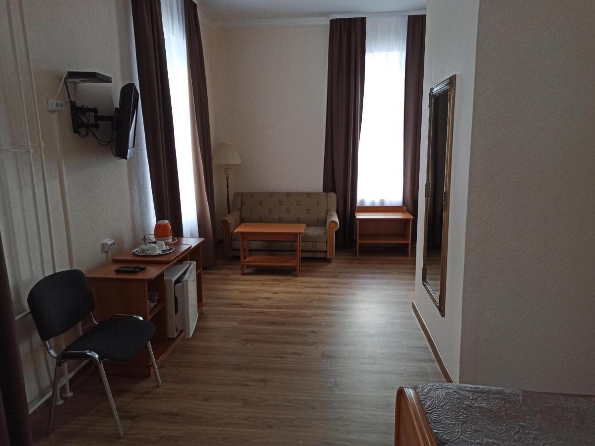Central Hotel Narva Esterno foto