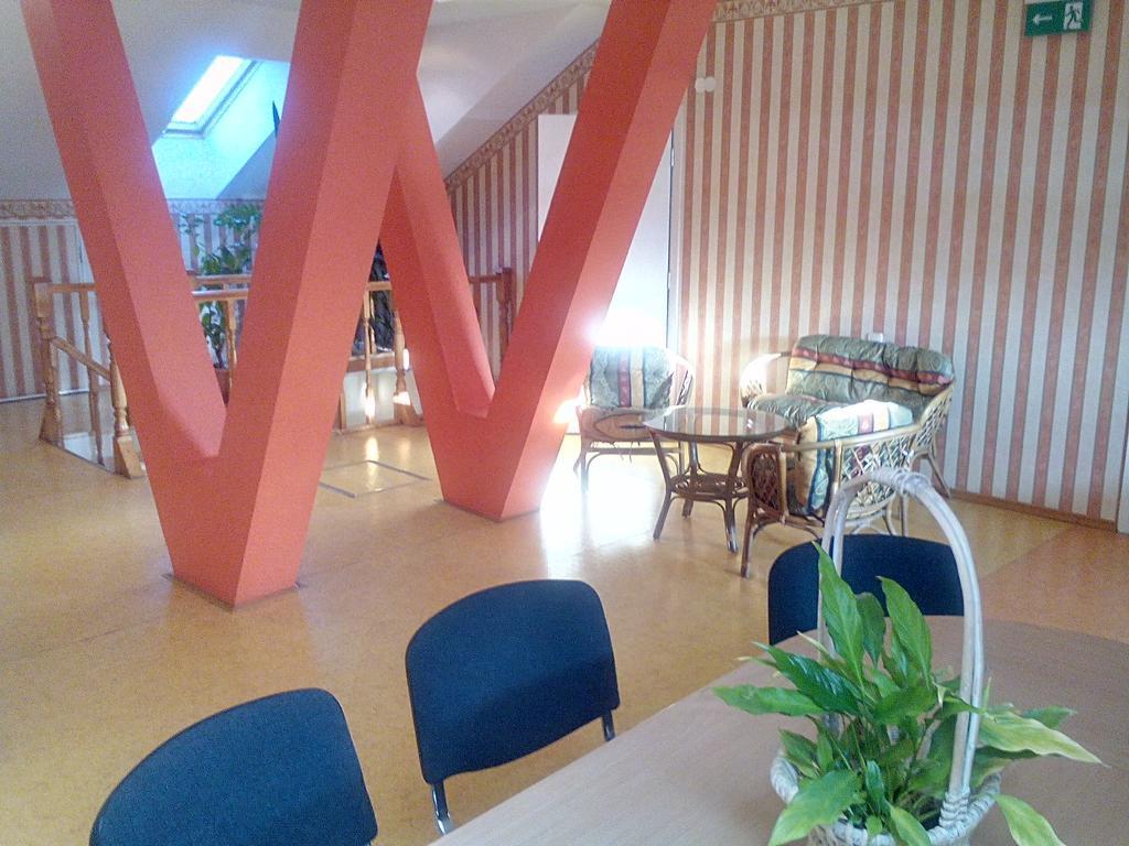 Central Hotel Narva Esterno foto